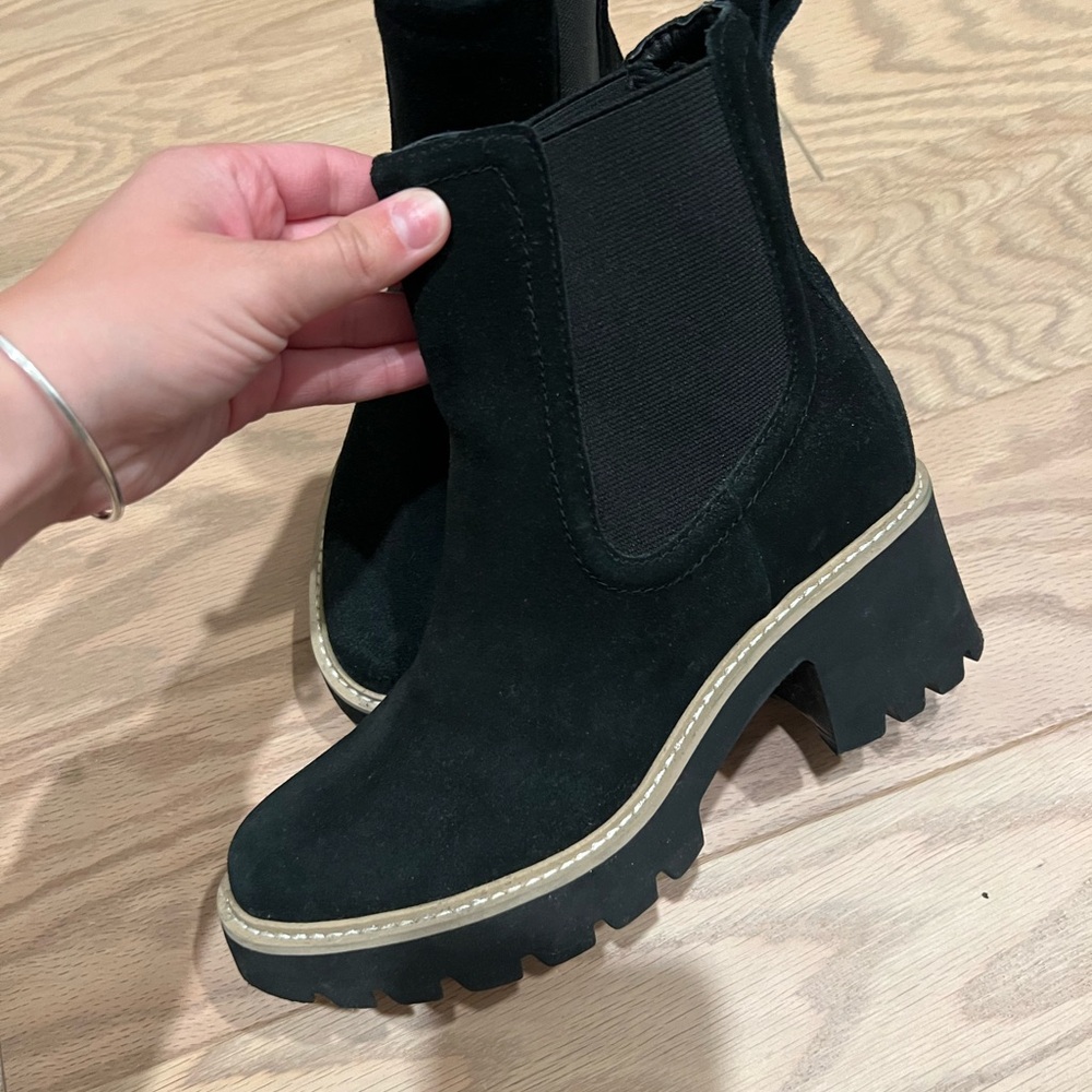 Dolce Vita Booties. Worn only Once! Size 6
